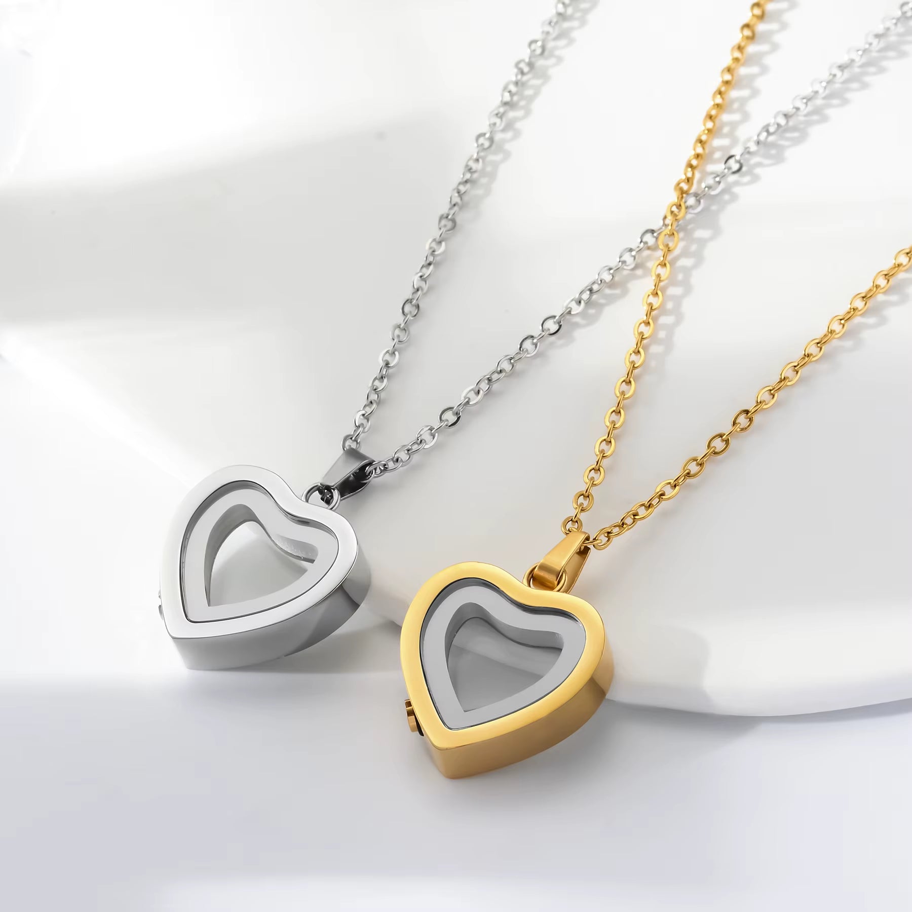 Glass Cremation Jewelry Necklace for Ashes Heart Memorial Lockets for Ashes Stainless Steel Keepsake Urn Ashes Pendants